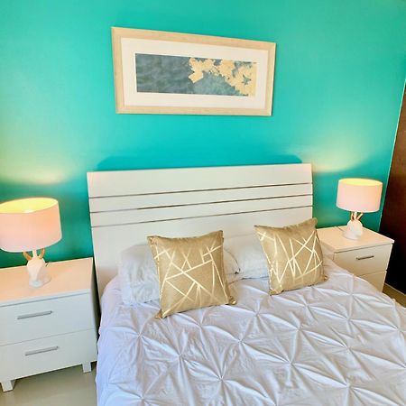 Directly On The Beach With Pool & Ocean View Маями Бийч Екстериор снимка